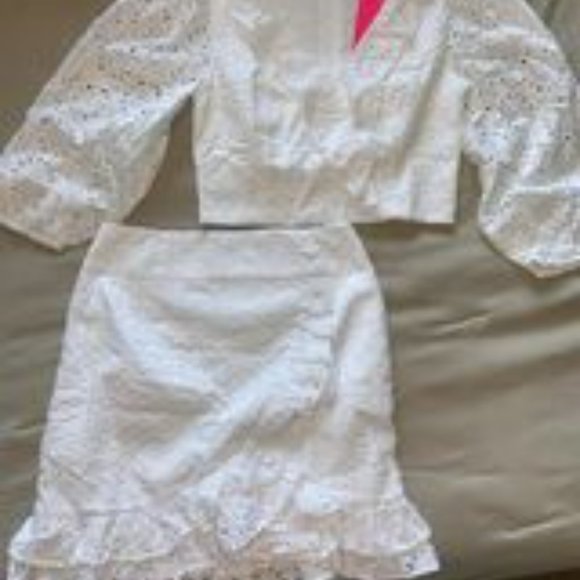 Lilly Pulitzer Roca Set - Picture 2 of 3